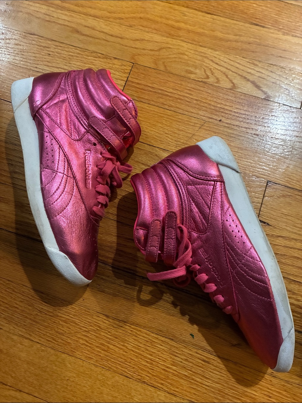 Reebok Freestyle Hi Metallic Sharp Pink High Top Sneakers Aerobic Womens Size 9